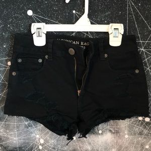 Cute, high rise, black shorts